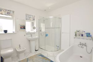 Photo 25- click for photo gallery